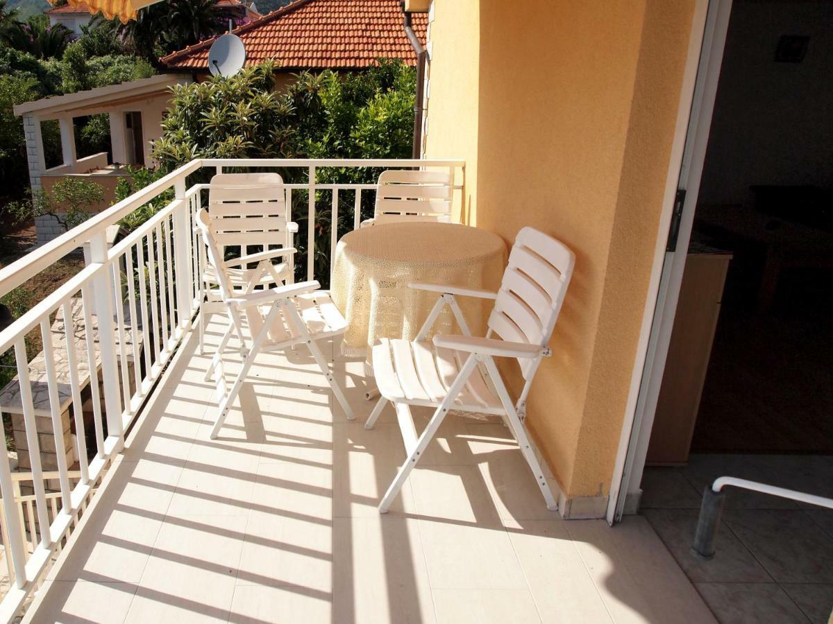 Apartment Dijana Orebic Exterior photo